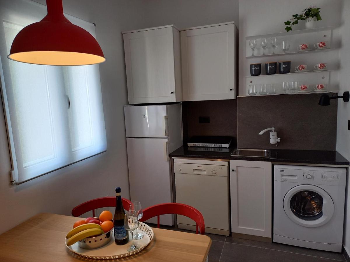 Unique Residence With Garden And Sea View スプリト エクステリア 写真